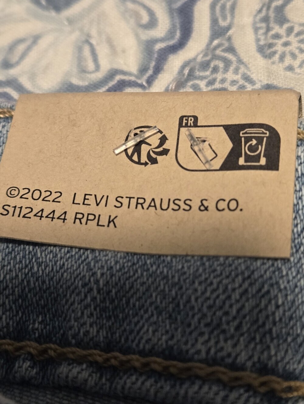 Levi's 721 High Rise Skinny Jeans Women's W34 L30 Light Wash Water<Less NWT - Picture 15 of 16
